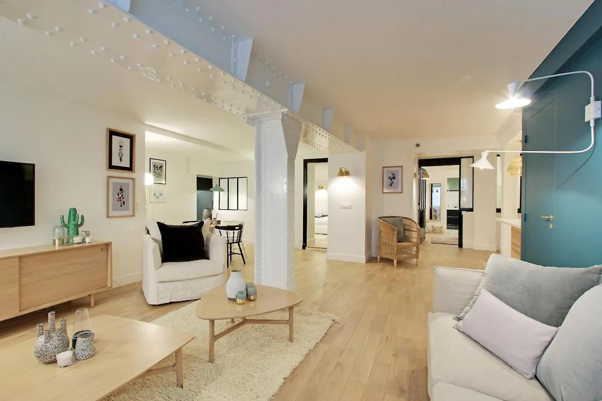 Apartment 2 Appartements En 1 - Superbe Logement Pres Du Louvre L 12P Paris
